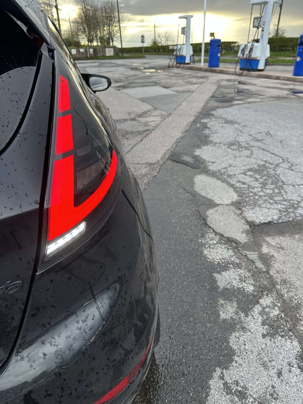 LED sequential rear lights